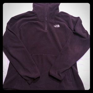 The North Face Women’s pullover
